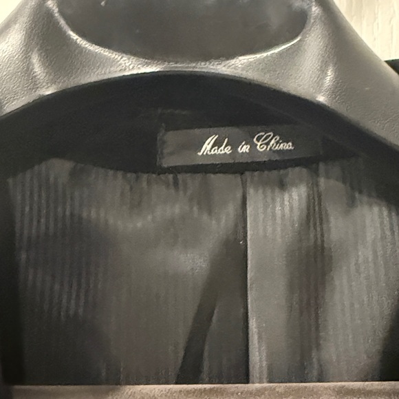 Men's Black Blazer - Picture 2 of 5